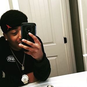 Meet your Posher, Wells